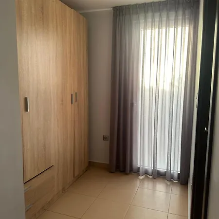 Eutixias House * Sfáka